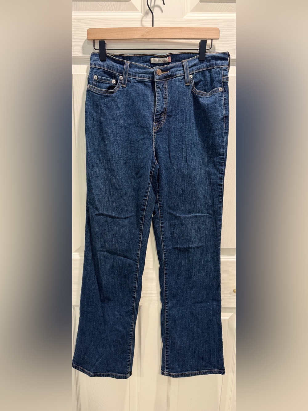 Levi’s 512 Perfectly Slimming Bootcut Jeans Women’s Size 10 Medium Wash Stretch - Picture 2 of 9
